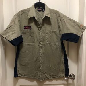 Dickies short sleeve cotton button front shirt tan navy size XL